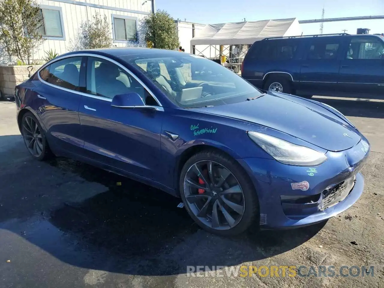 4 Photograph of a damaged car 5YJ3E1EC5LF647085 TESLA MODEL 3 2020