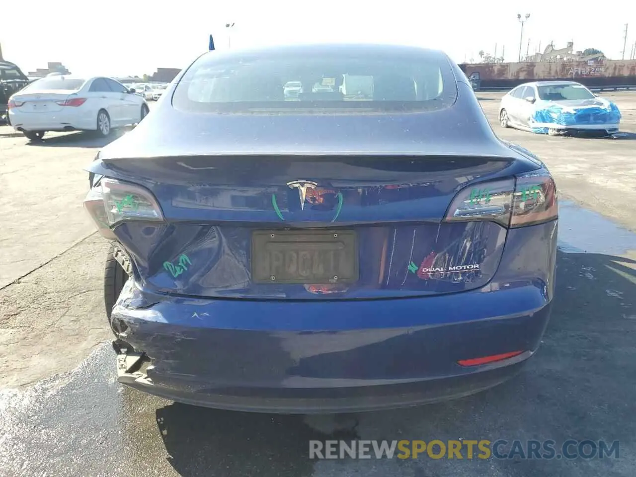 6 Photograph of a damaged car 5YJ3E1EC5LF647085 TESLA MODEL 3 2020