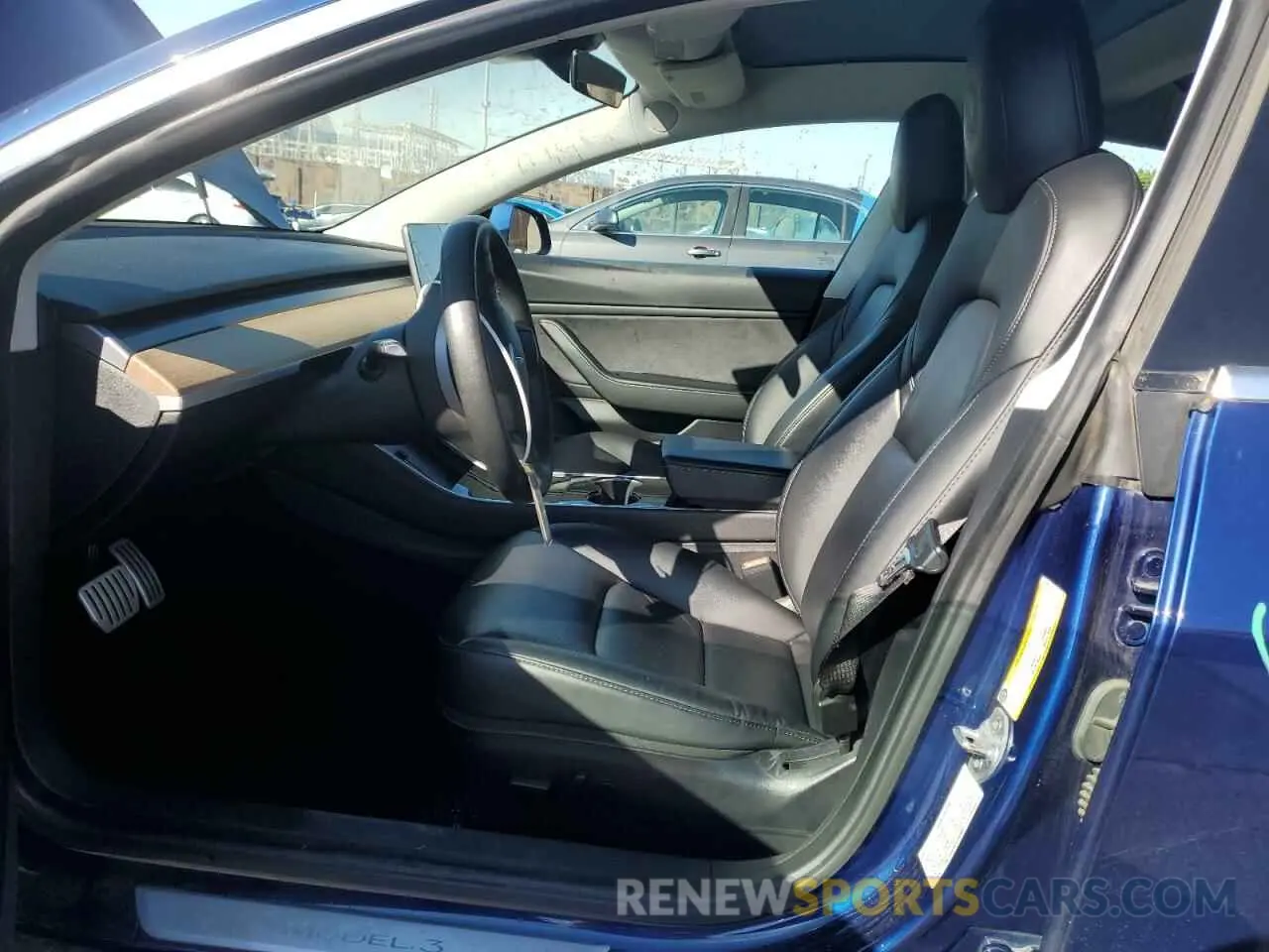 7 Photograph of a damaged car 5YJ3E1EC5LF647085 TESLA MODEL 3 2020