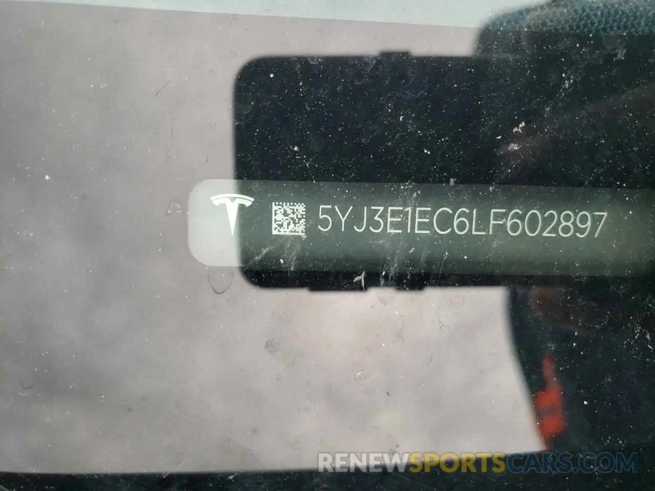 12 Photograph of a damaged car 5YJ3E1EC6LF602897 TESLA MODEL 3 2020