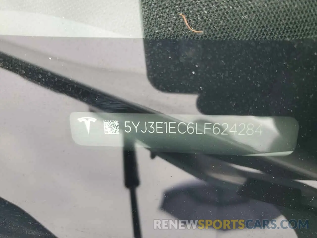 15 Фотография поврежденного автомобиля 5YJ3E1EC6LF624284 TESLA MODEL 3 2020