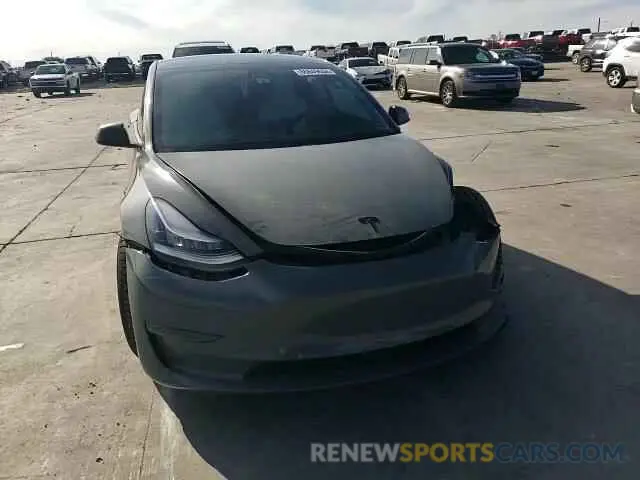 11 Photograph of a damaged car 5YJ3E1EC6LF624608 TESLA MODEL 3 2020