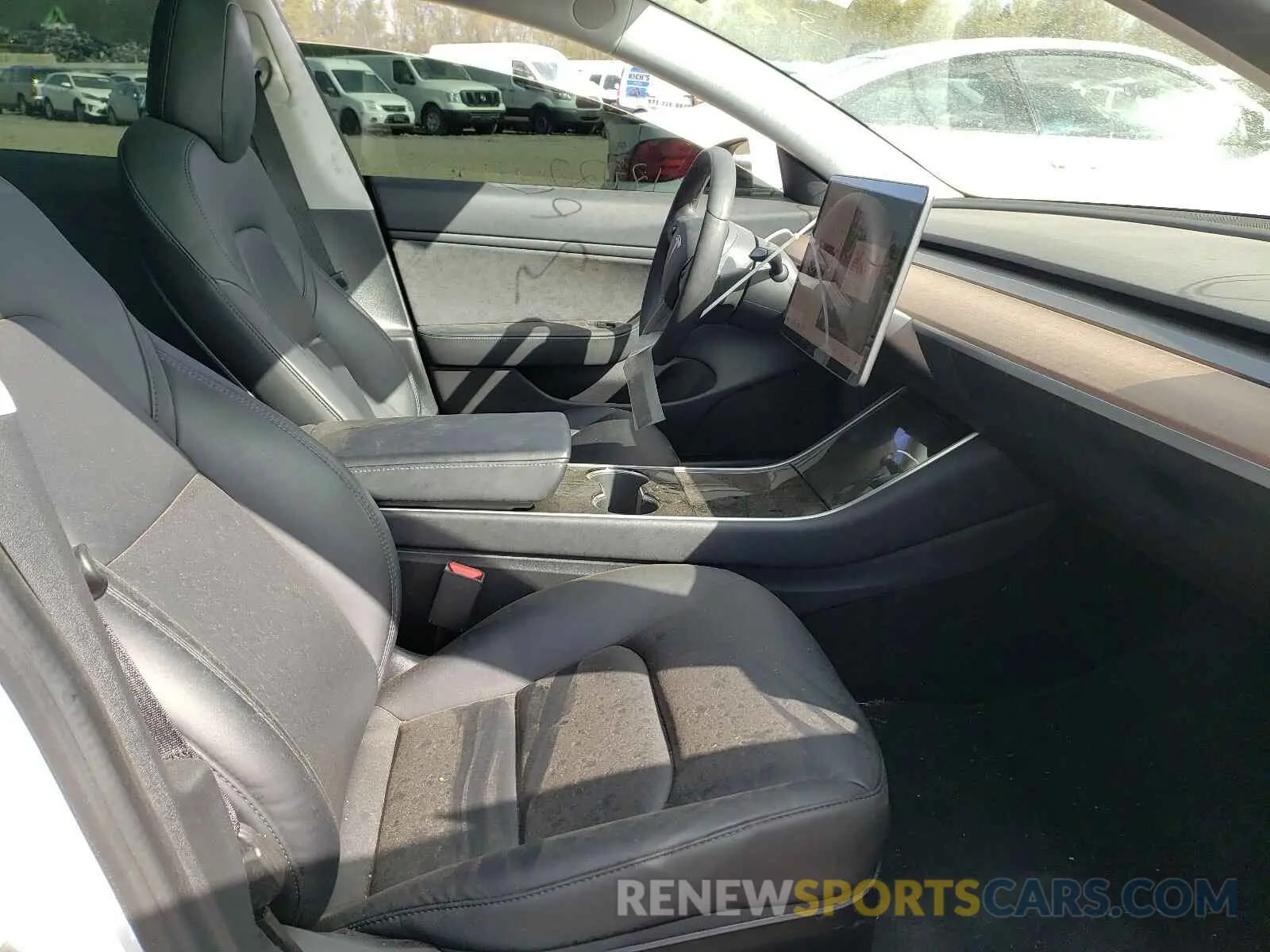5 Photograph of a damaged car 5YJ3E1EC6LF736244 TESLA MODEL 3 2020