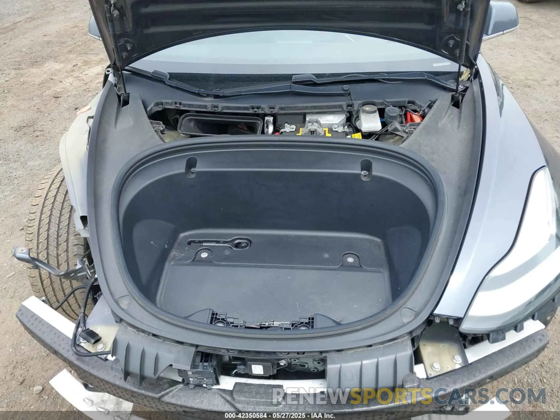 10 Фотография поврежденного автомобиля 5YJ3E1EC7LF586659 TESLA MODEL 3 2020