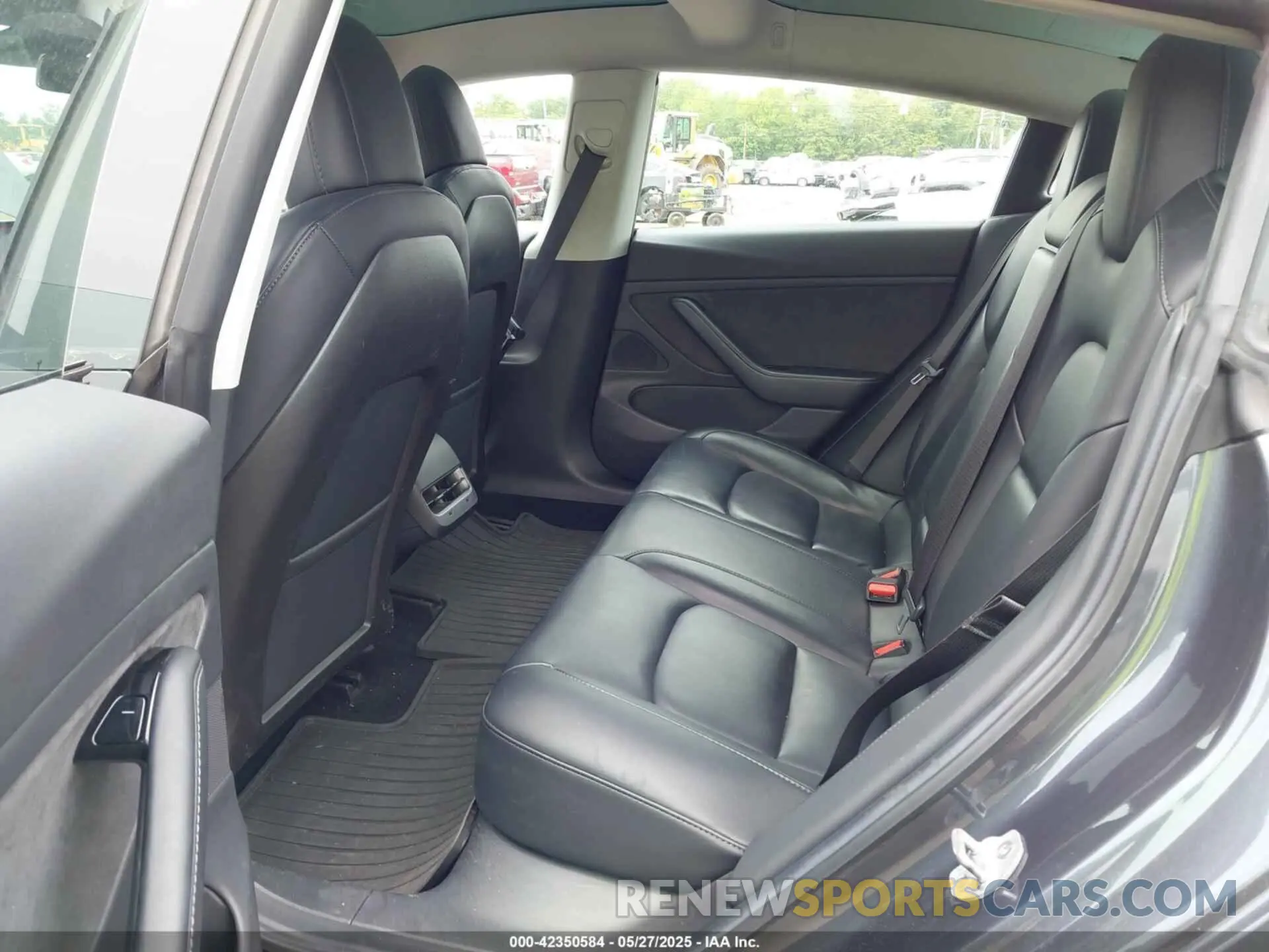 8 Фотография поврежденного автомобиля 5YJ3E1EC7LF586659 TESLA MODEL 3 2020
