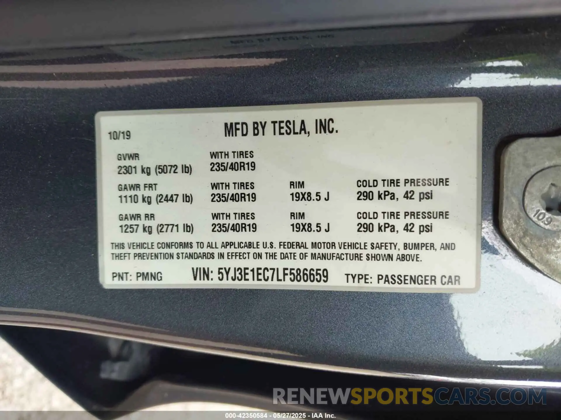 9 Фотография поврежденного автомобиля 5YJ3E1EC7LF586659 TESLA MODEL 3 2020