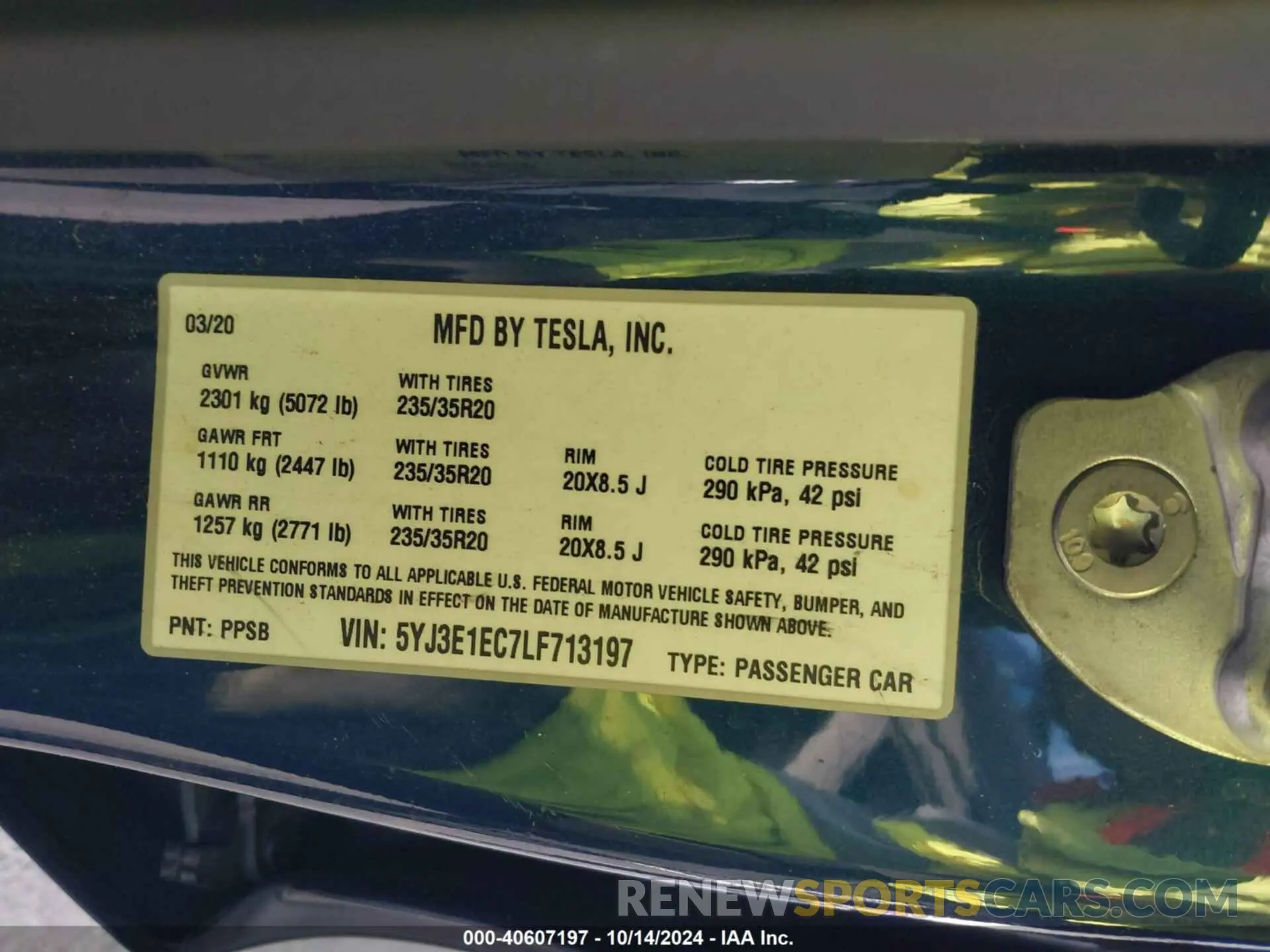 9 Photograph of a damaged car 5YJ3E1EC7LF713197 TESLA MODEL 3 2020
