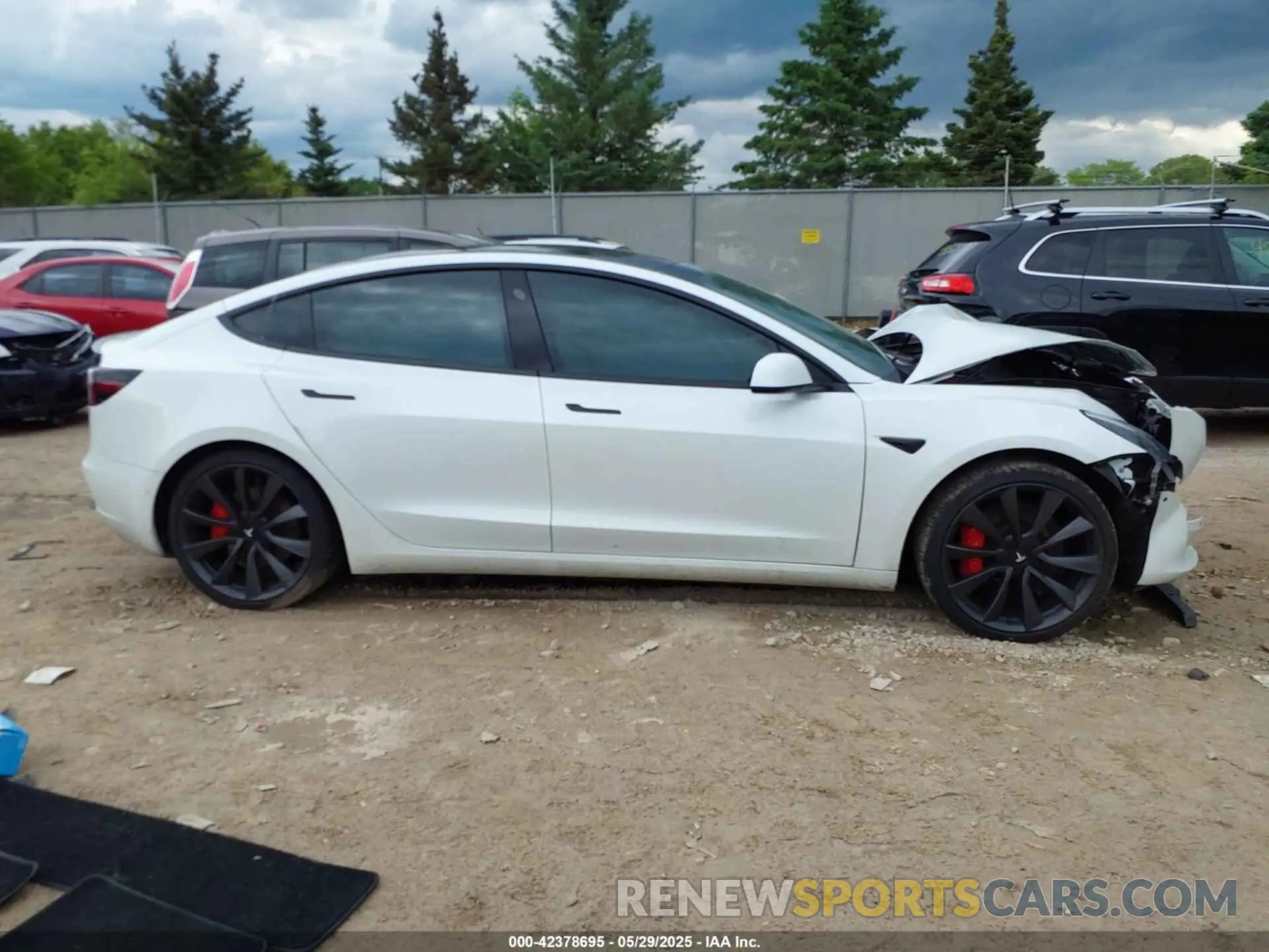 13 Фотография поврежденного автомобиля 5YJ3E1EC7LF714303 TESLA MODEL 3 2020