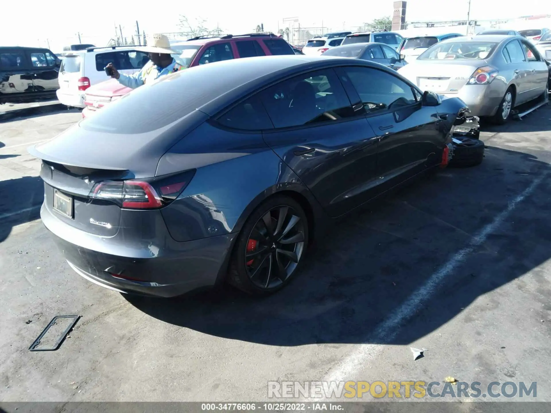 4 Photograph of a damaged car 5YJ3E1EC7LF719680 TESLA MODEL 3 2020