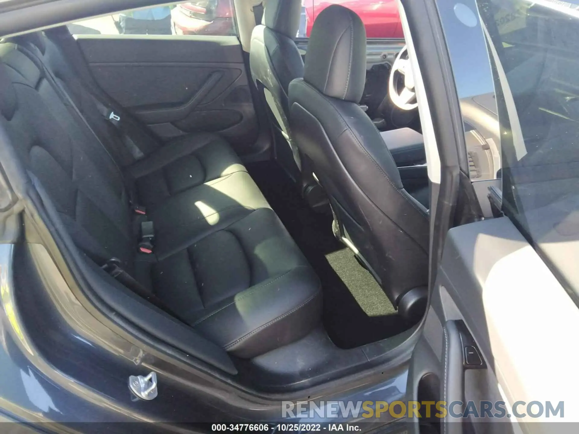 8 Photograph of a damaged car 5YJ3E1EC7LF719680 TESLA MODEL 3 2020