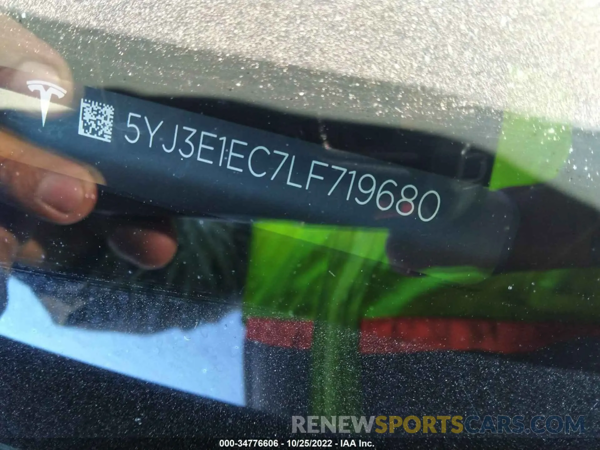 9 Photograph of a damaged car 5YJ3E1EC7LF719680 TESLA MODEL 3 2020