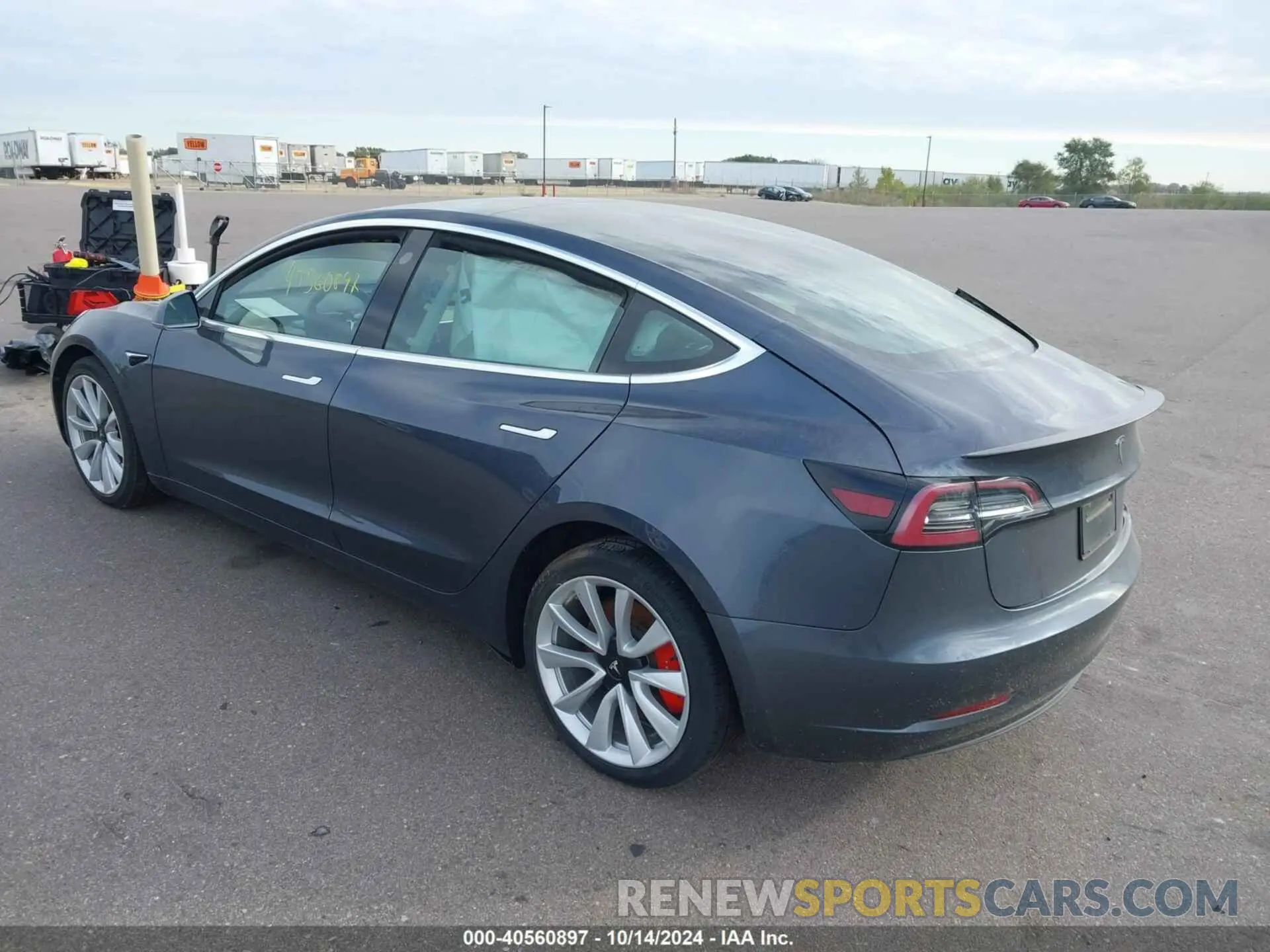 3 Фотография поврежденного автомобиля 5YJ3E1EC8LF602903 TESLA MODEL 3 2020