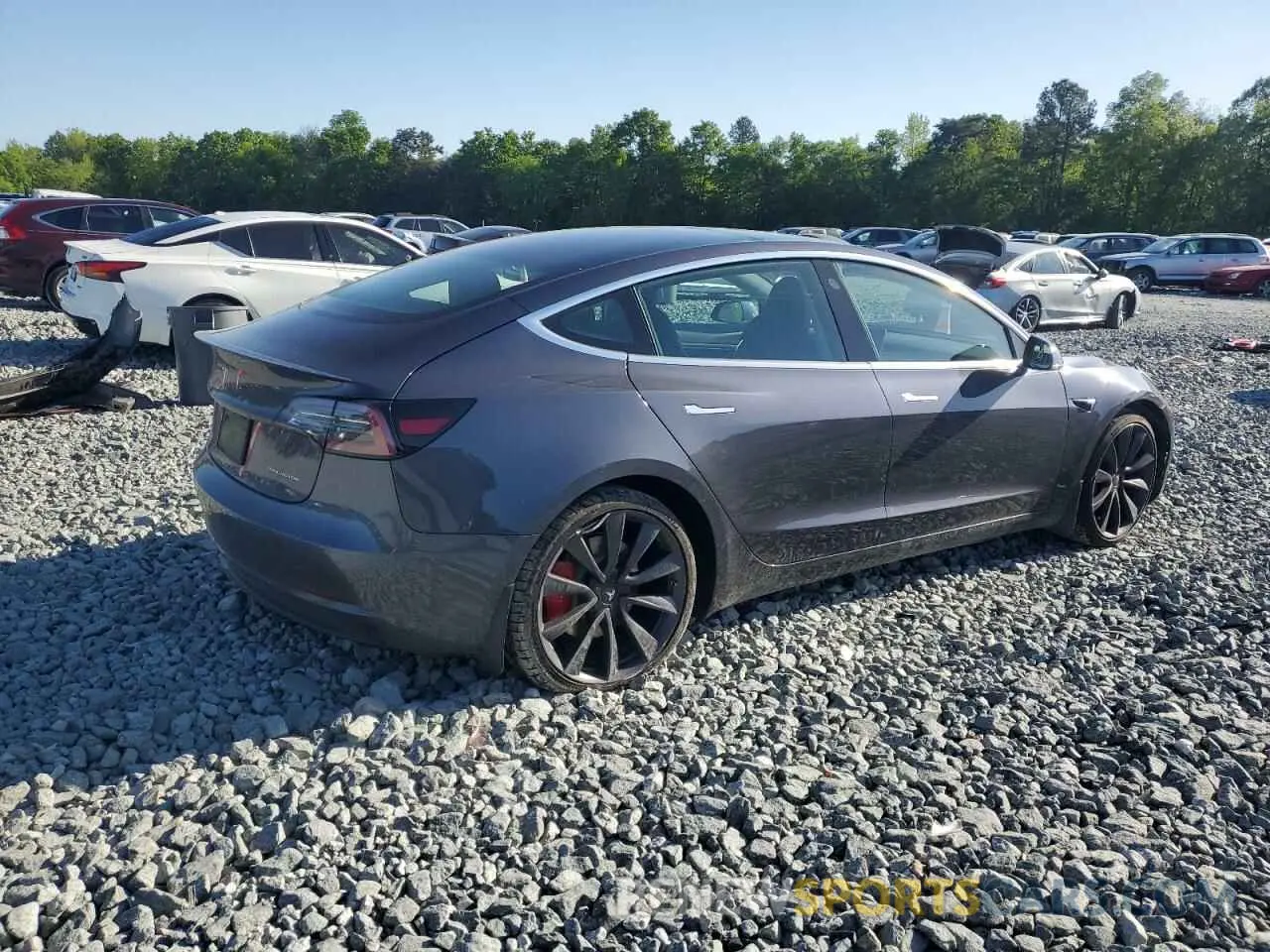 3 Photograph of a damaged car 5YJ3E1EC8LF623685 TESLA MODEL 3 2020