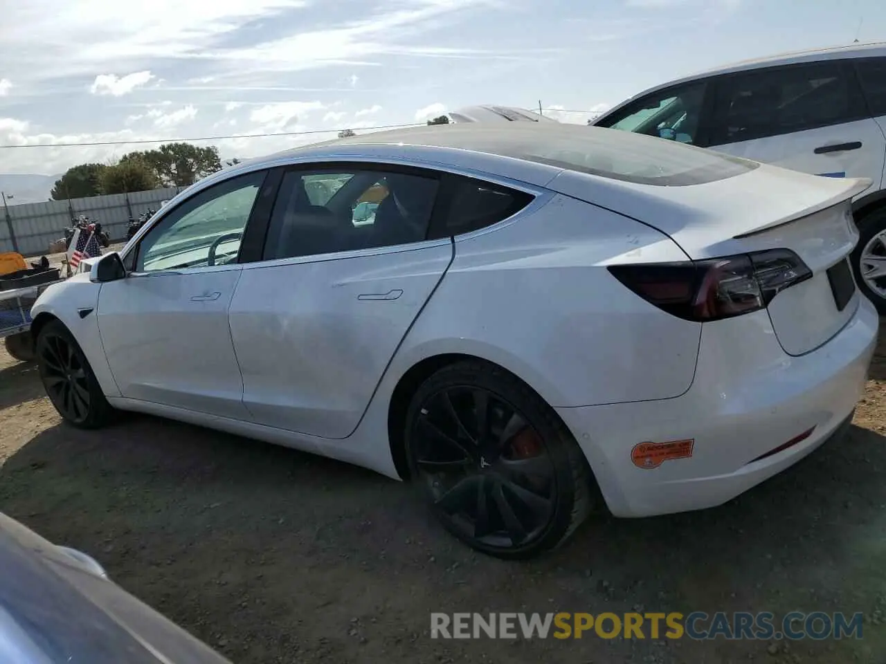 2 Photograph of a damaged car 5YJ3E1EC8LF746936 TESLA MODEL 3 2020