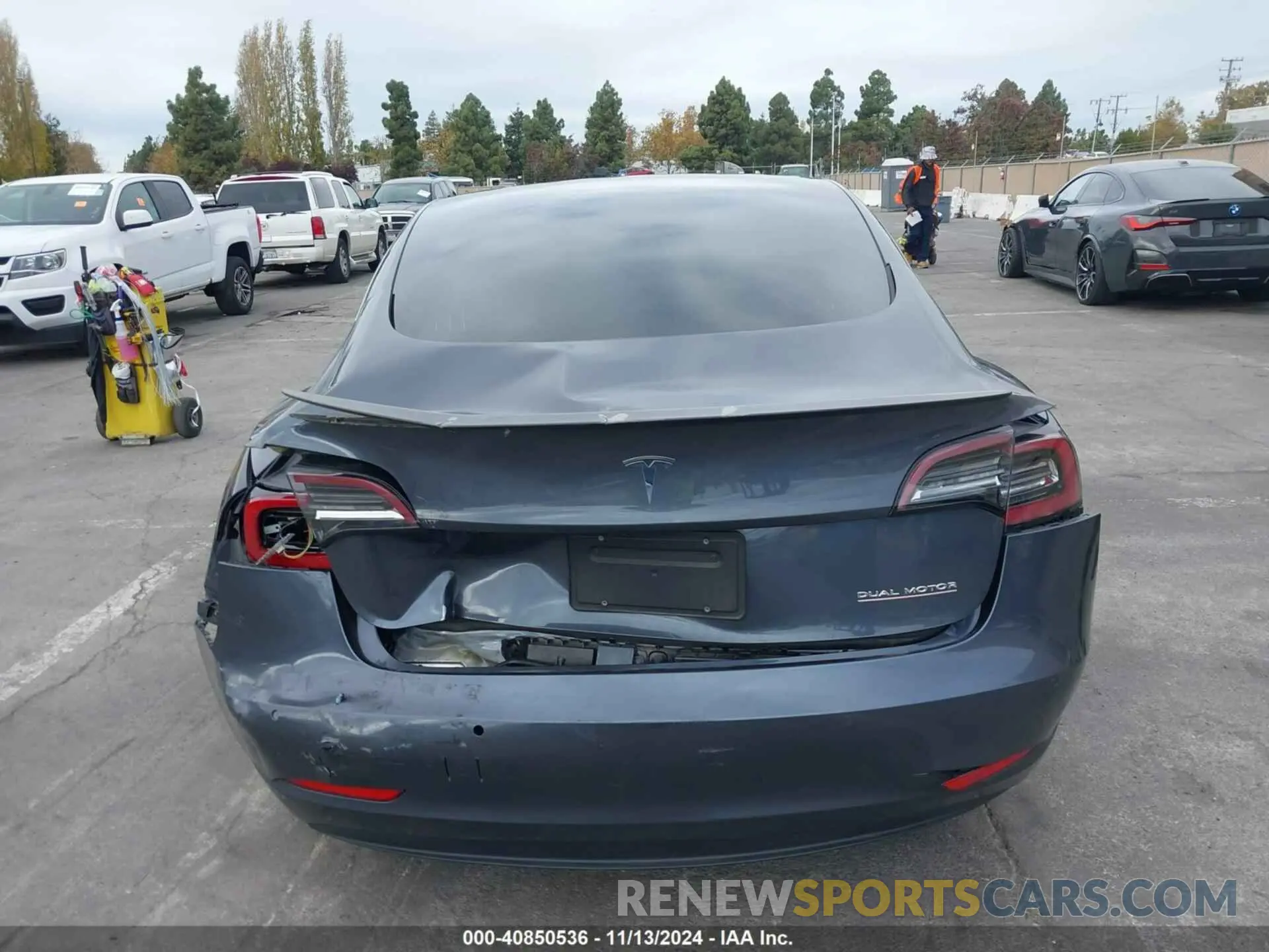 15 Photograph of a damaged car 5YJ3E1EC9LF641774 TESLA MODEL 3 2020