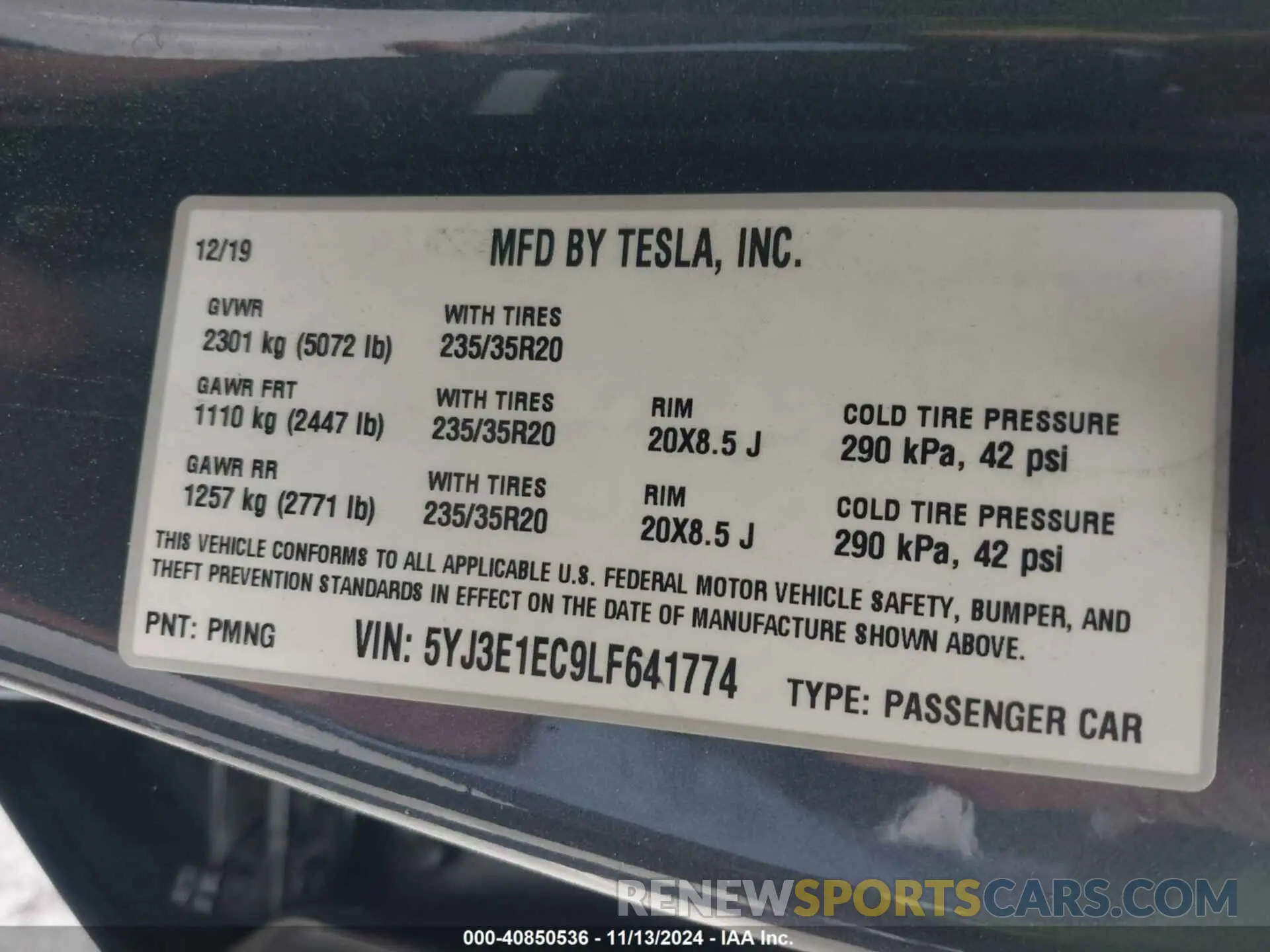 9 Photograph of a damaged car 5YJ3E1EC9LF641774 TESLA MODEL 3 2020