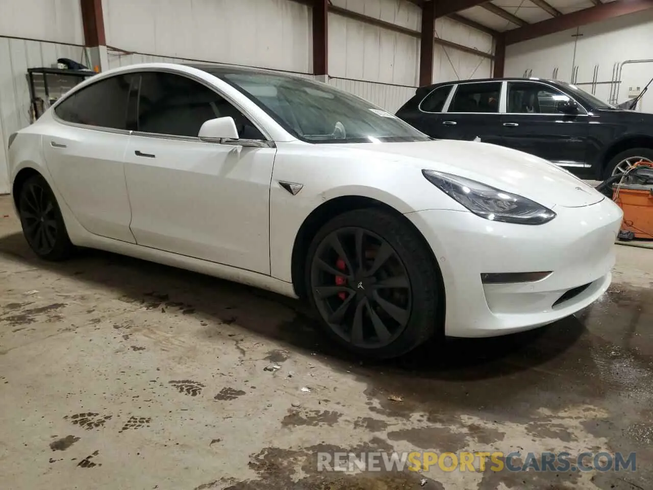4 Photograph of a damaged car 5YJ3E1ECXLF642304 TESLA MODEL 3 2020
