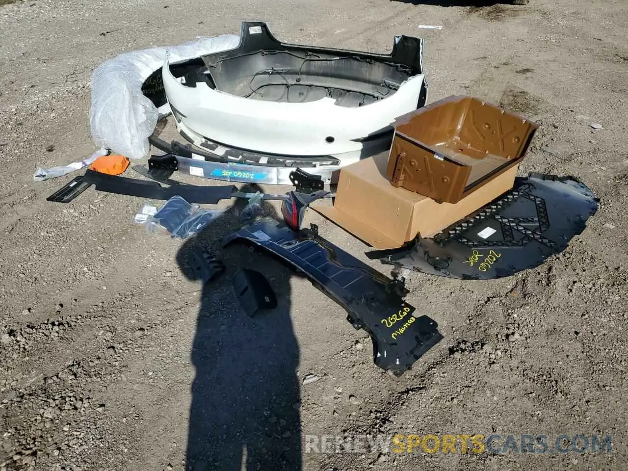 14 Фотография поврежденного автомобиля 5YJ3E1ECXLF647227 TESLA MODEL 3 2020