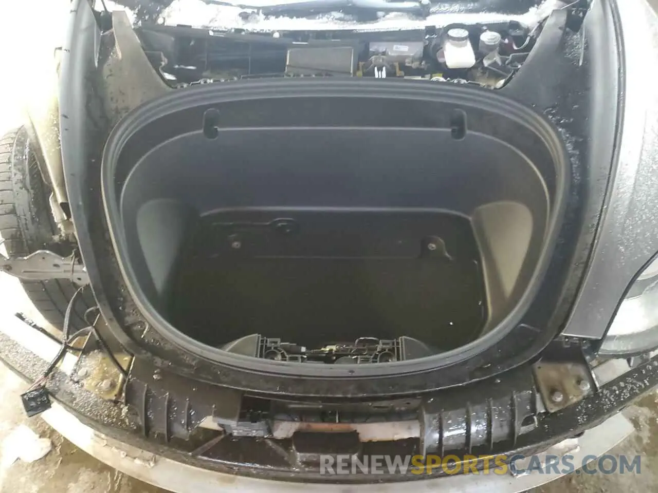 11 Photograph of a damaged car 5YJ3E1ECXLF742399 TESLA MODEL 3 2020