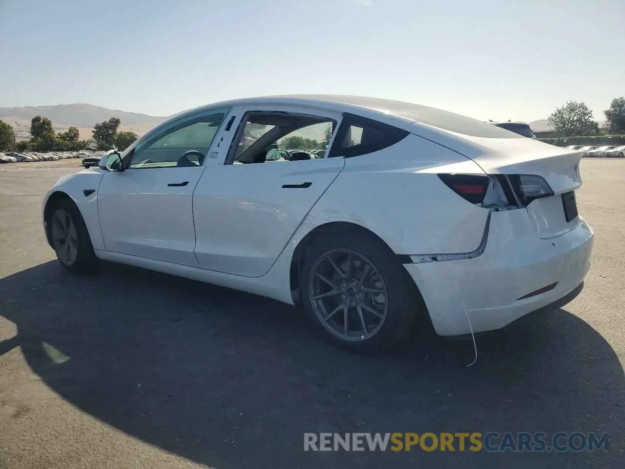 2 Photograph of a damaged car 5YJ3E1EA0MF017524 TESLA MODEL 3 2021