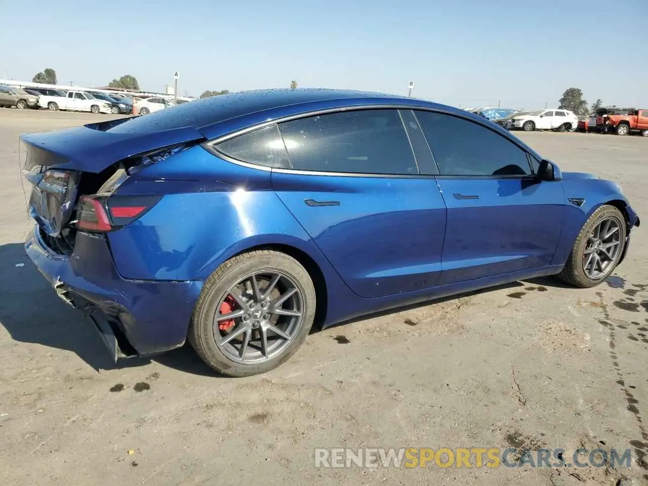 3 Photograph of a damaged car 5YJ3E1EA0MF072071 TESLA MODEL 3 2021
