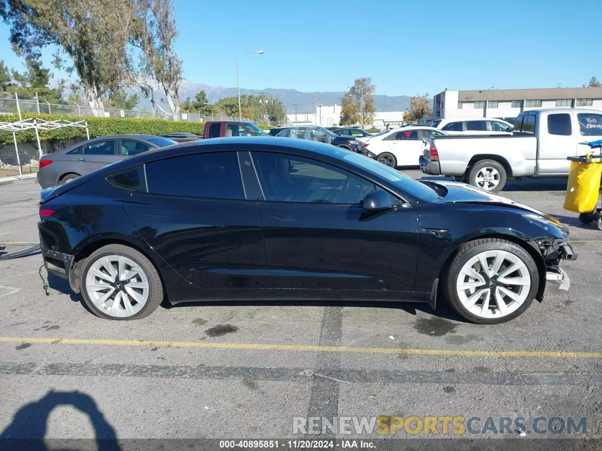 14 Photograph of a damaged car 5YJ3E1EA0MF079294 TESLA MODEL 3 2021