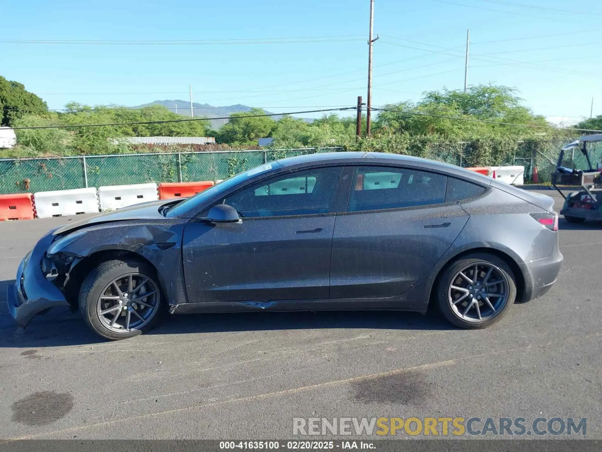 14 Photograph of a damaged car 5YJ3E1EA0MF850935 TESLA MODEL 3 2021