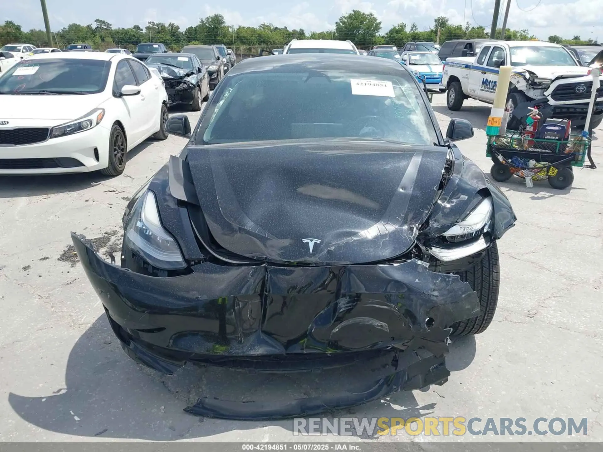 11 Photograph of a damaged car 5YJ3E1EA0MF851177 TESLA MODEL 3 2021