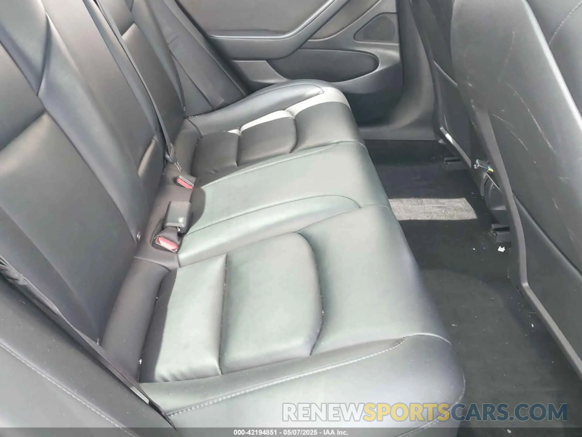 8 Photograph of a damaged car 5YJ3E1EA0MF851177 TESLA MODEL 3 2021