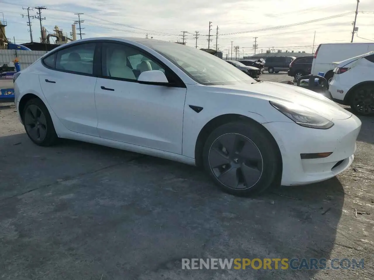 4 Фотография поврежденного автомобиля 5YJ3E1EA0MF858839 TESLA MODEL 3 2021