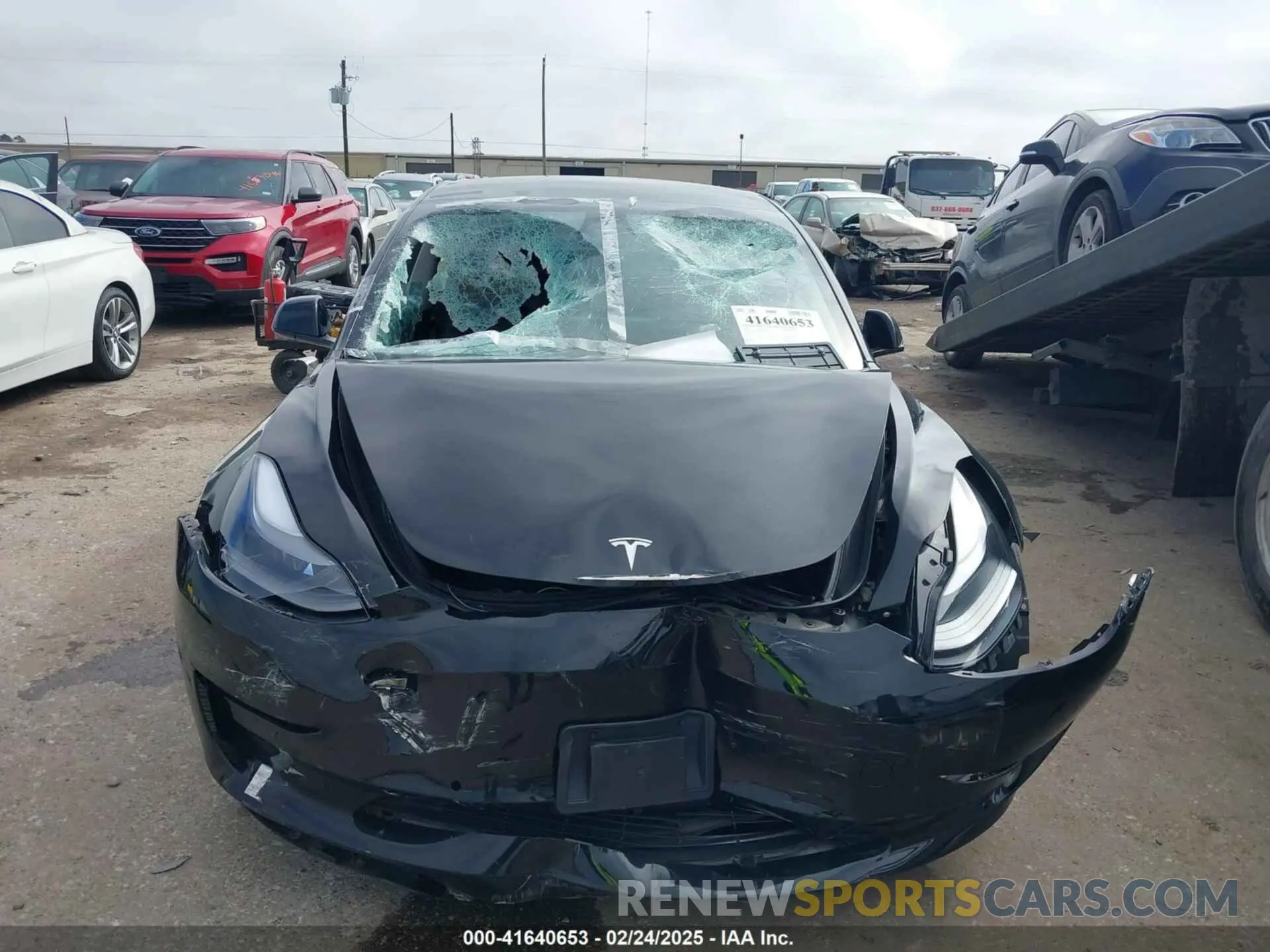 11 Фотография поврежденного автомобиля 5YJ3E1EA0MF911328 TESLA MODEL 3 2021