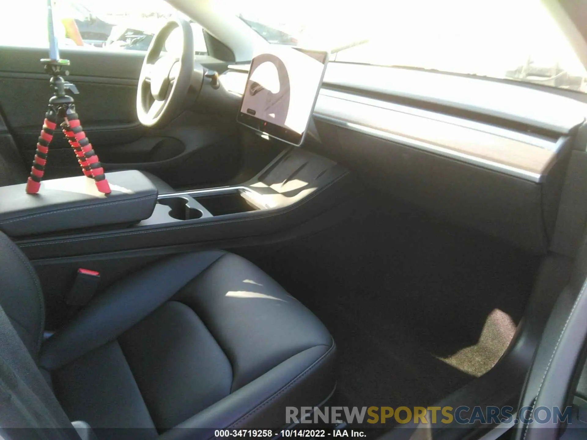 5 Photograph of a damaged car 5YJ3E1EA0MF921194 TESLA MODEL 3 2021