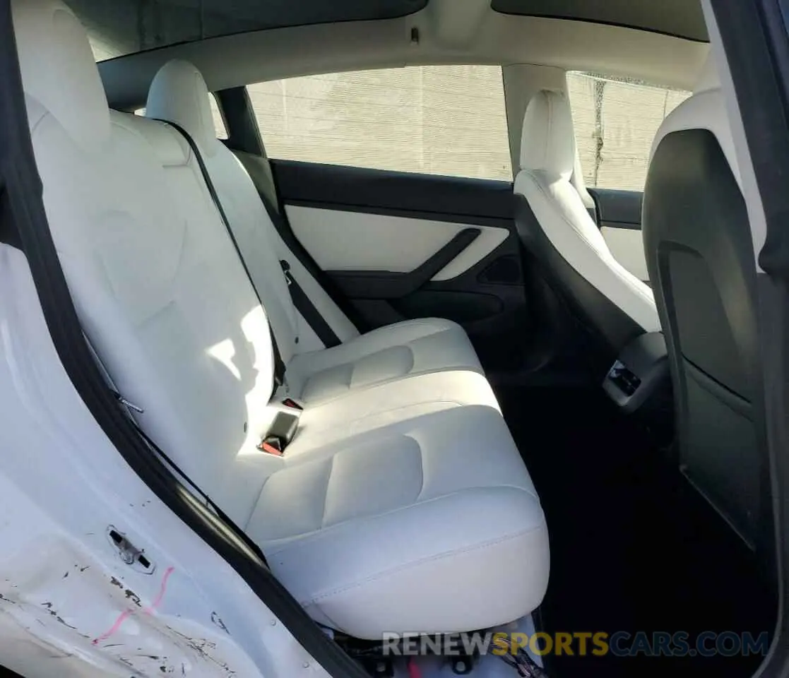 10 Photograph of a damaged car 5YJ3E1EA0MF928632 TESLA MODEL 3 2021