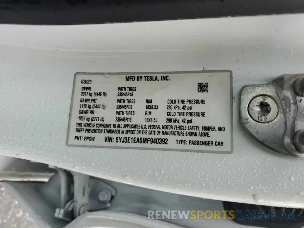 14 Photograph of a damaged car 5YJ3E1EA0MF940392 TESLA MODEL 3 2021