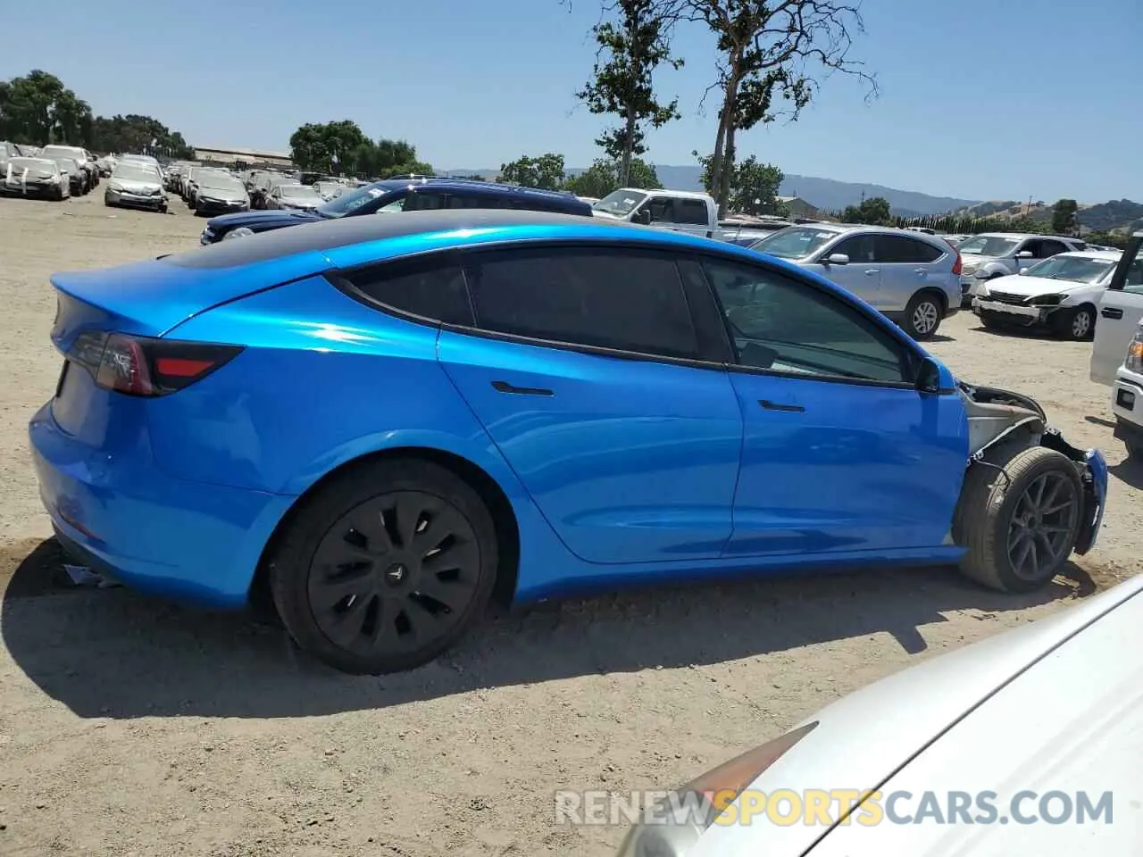 3 Photograph of a damaged car 5YJ3E1EA0MF942983 TESLA MODEL 3 2021