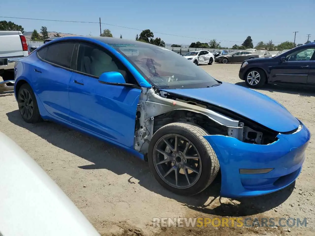 4 Photograph of a damaged car 5YJ3E1EA0MF942983 TESLA MODEL 3 2021