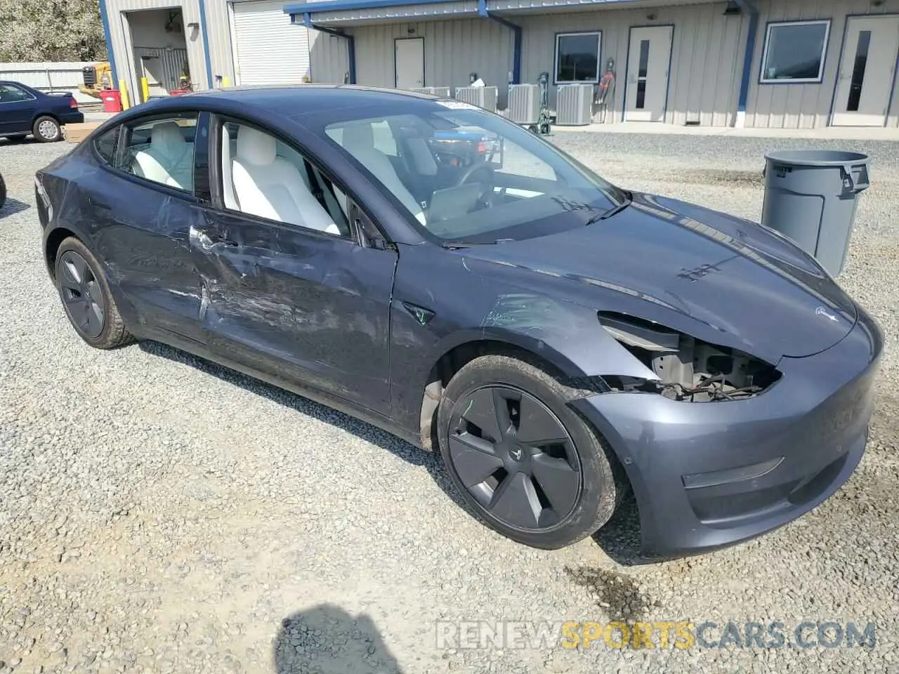 4 Photograph of a damaged car 5YJ3E1EA1MF024630 TESLA MODEL 3 2021