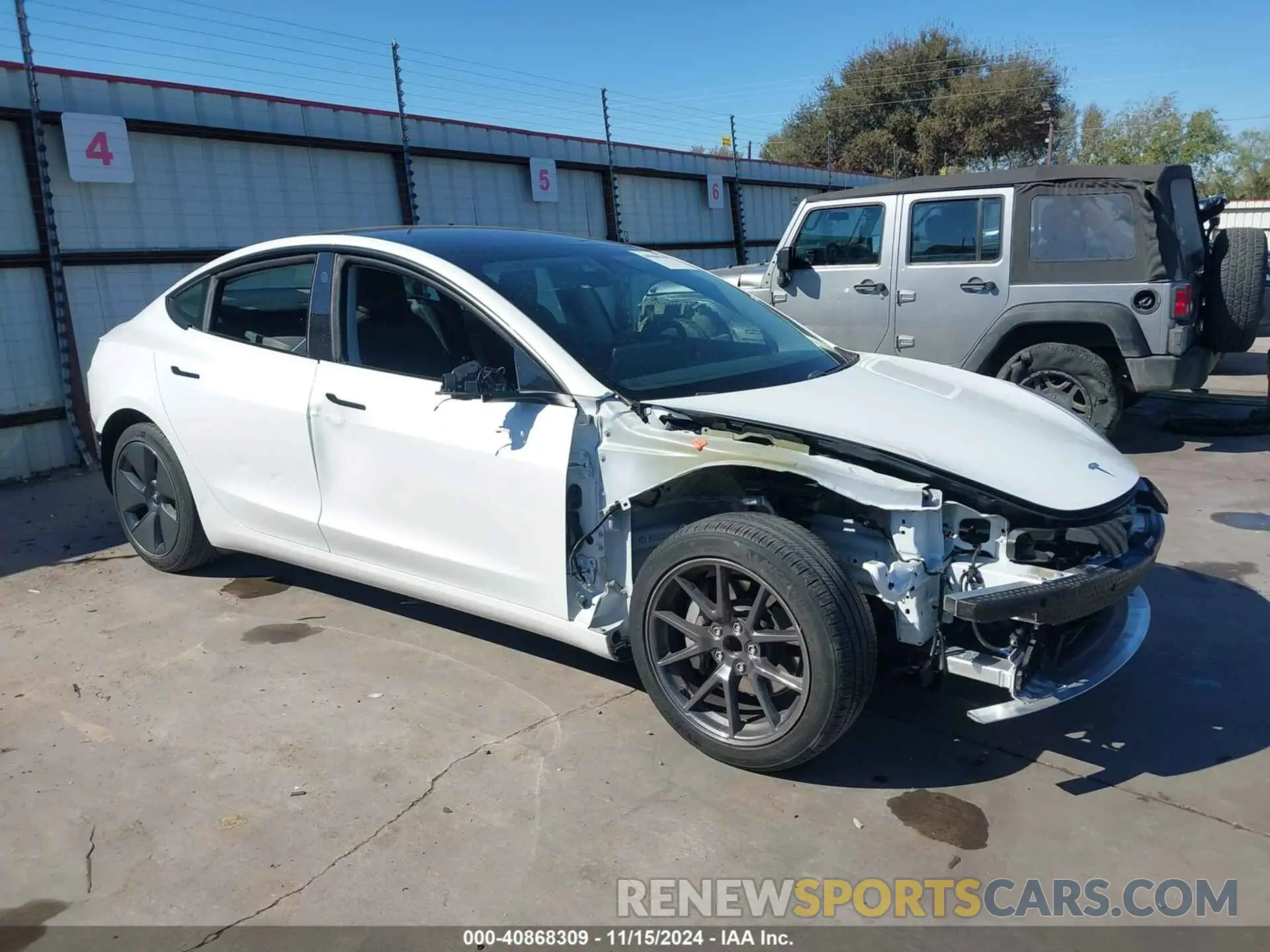 14 Photograph of a damaged car 5YJ3E1EA1MF065808 TESLA MODEL 3 2021