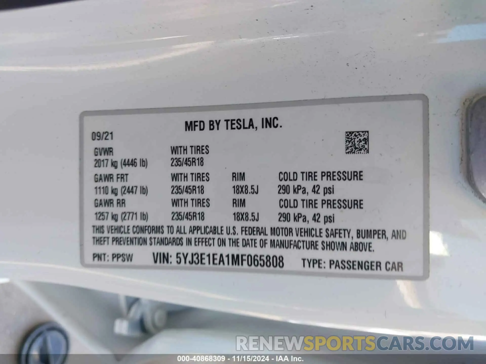 9 Photograph of a damaged car 5YJ3E1EA1MF065808 TESLA MODEL 3 2021