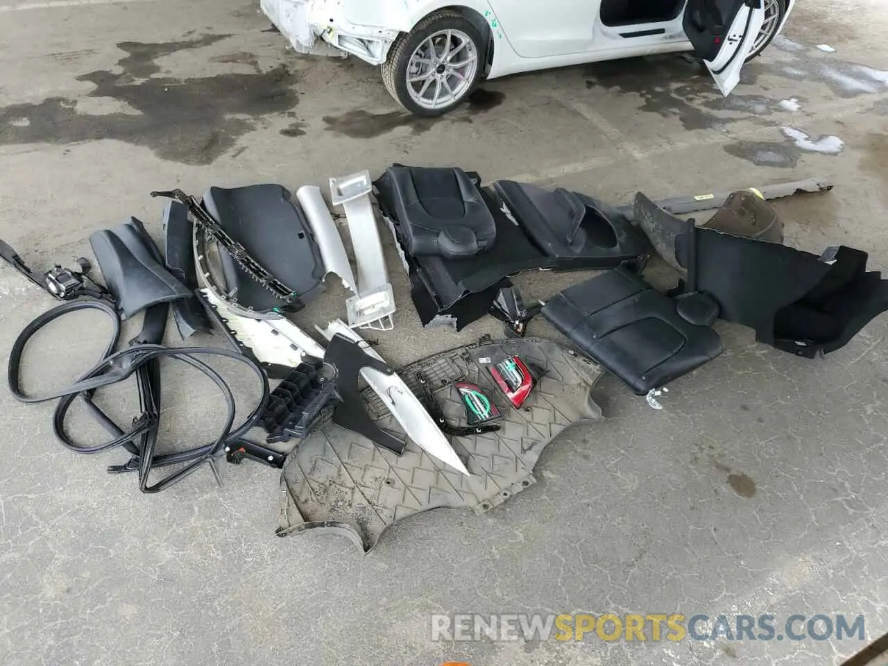 12 Photograph of a damaged car 5YJ3E1EA1MF072130 TESLA MODEL 3 2021