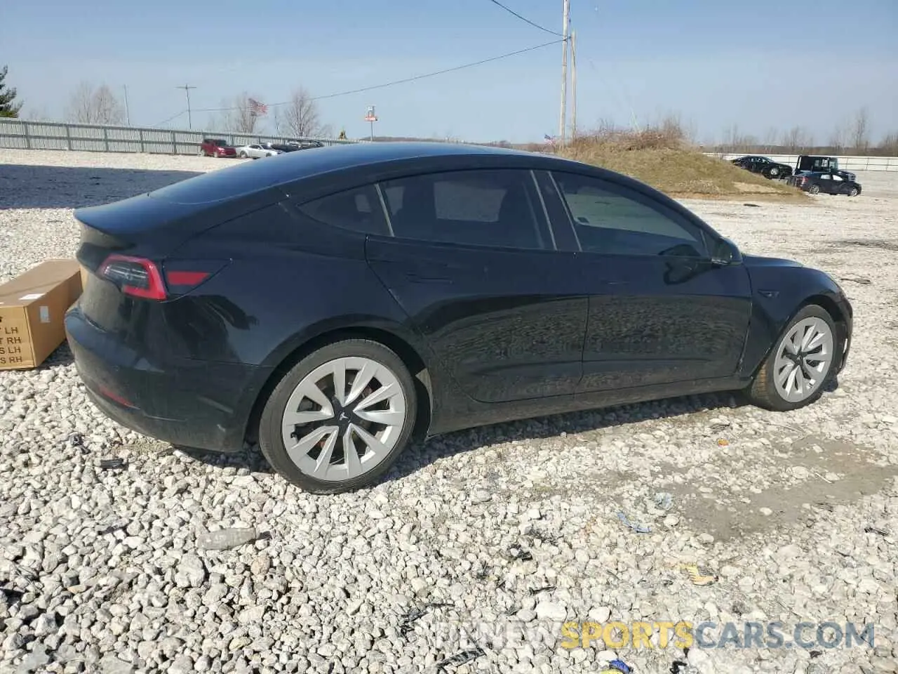 3 Photograph of a damaged car 5YJ3E1EA1MF077201 TESLA MODEL 3 2021