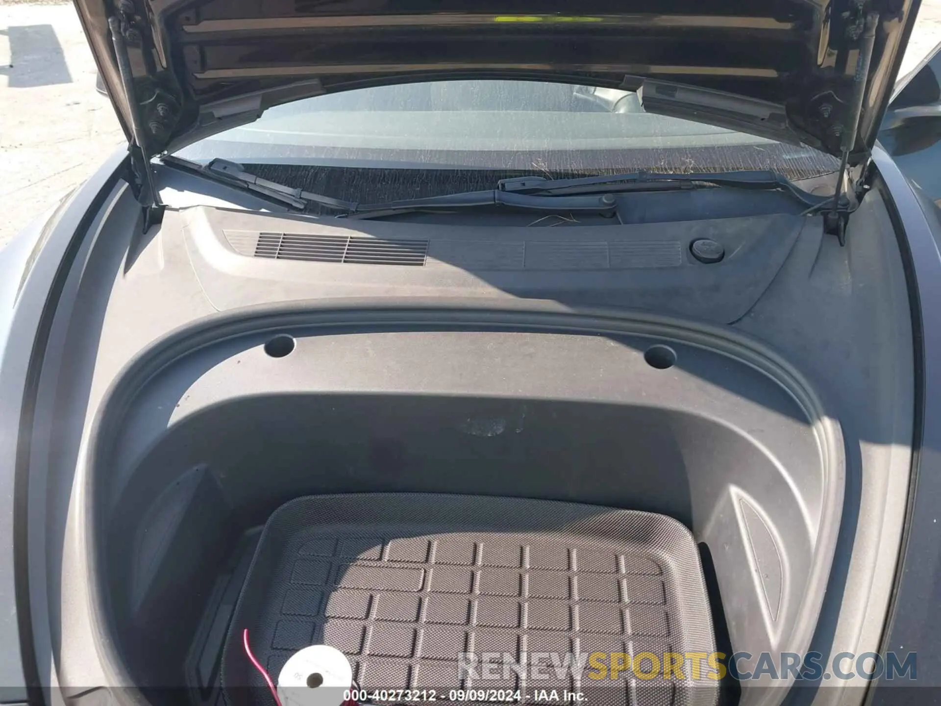10 Photograph of a damaged car 5YJ3E1EA1MF087131 TESLA MODEL 3 2021