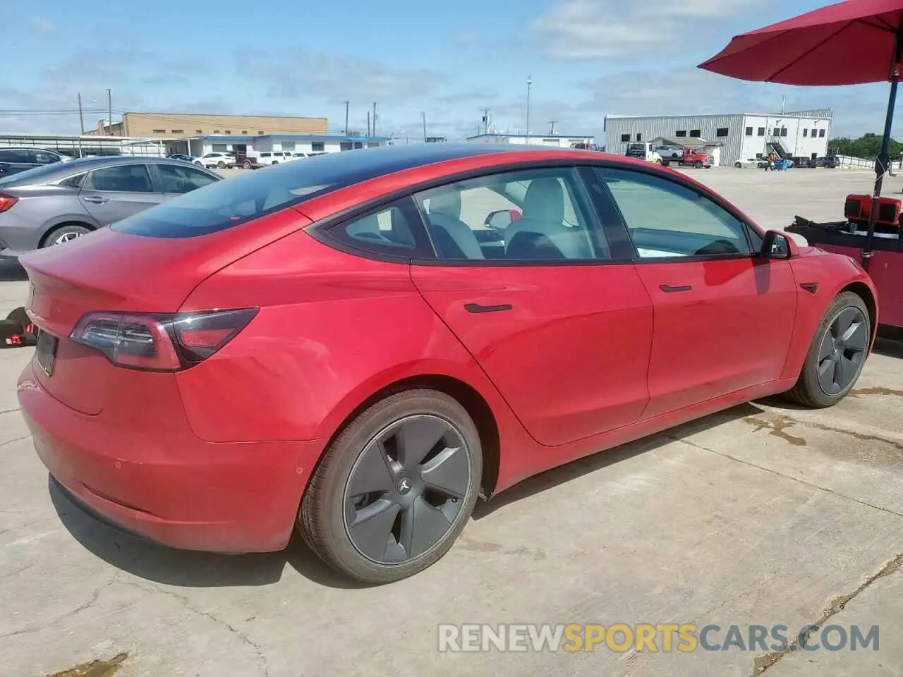 3 Photograph of a damaged car 5YJ3E1EA1MF092622 TESLA MODEL 3 2021