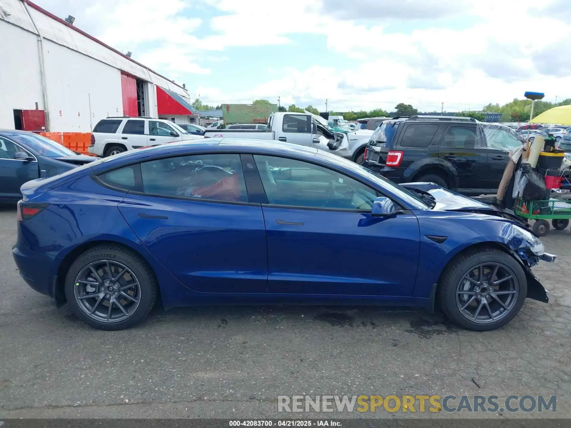14 Фотография поврежденного автомобиля 5YJ3E1EA1MF094693 TESLA MODEL 3 2021
