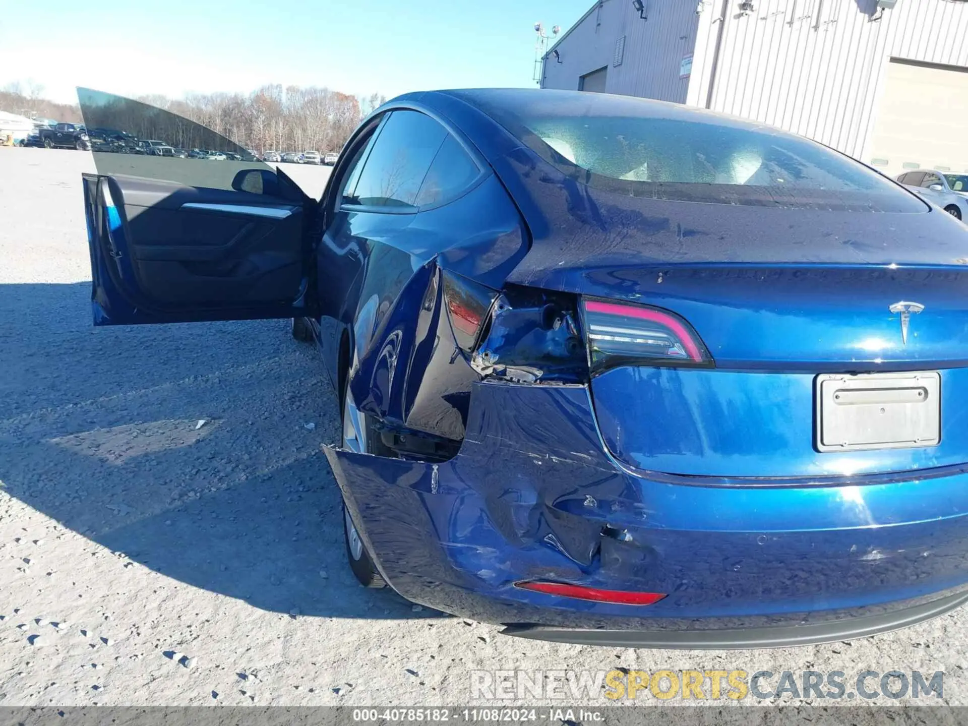 21 Photograph of a damaged car 5YJ3E1EA1MF098579 TESLA MODEL 3 2021