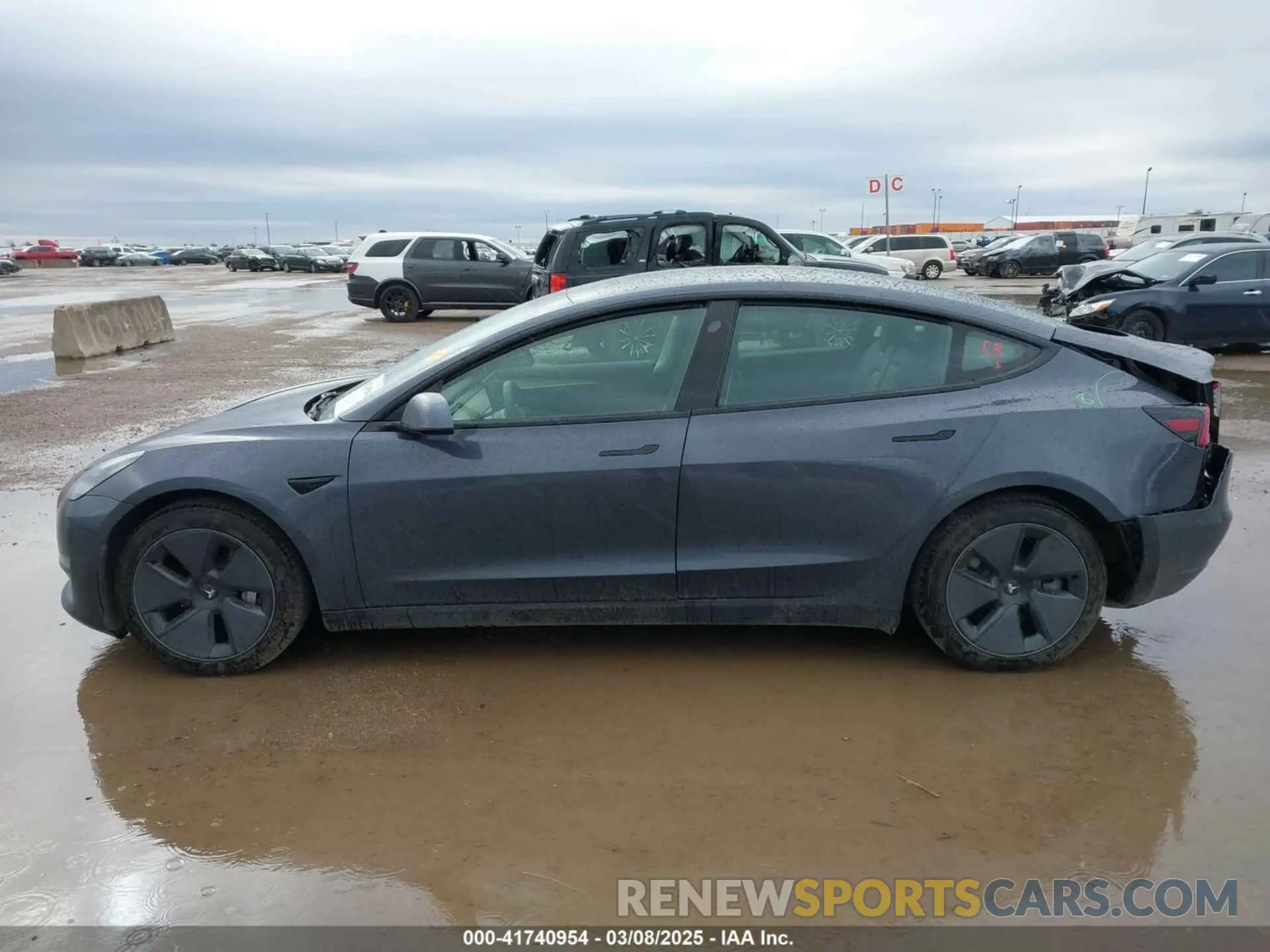 14 Фотография поврежденного автомобиля 5YJ3E1EA1MF976740 TESLA MODEL 3 2021