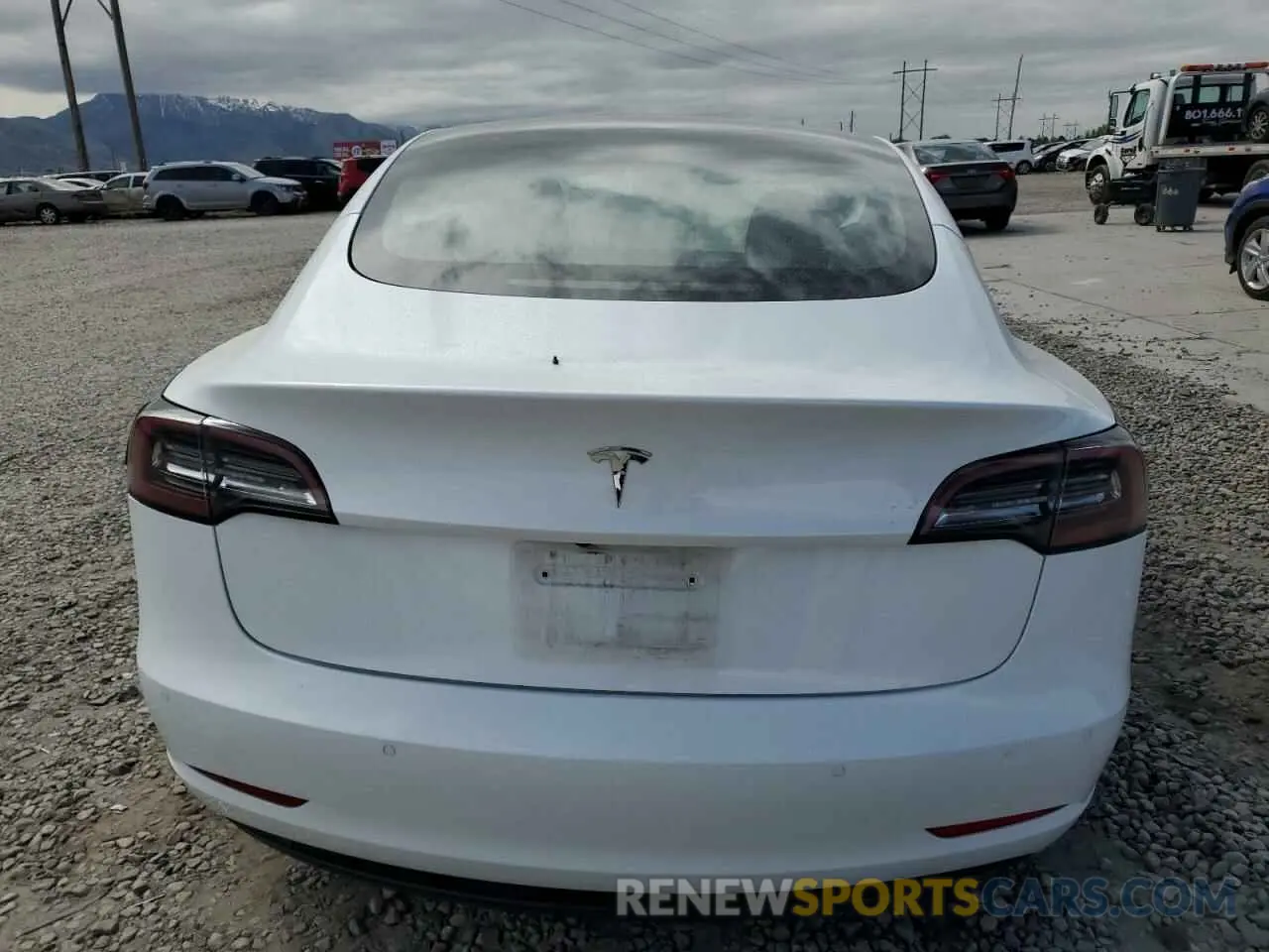 6 Photograph of a damaged car 5YJ3E1EA1MF997586 TESLA MODEL 3 2021