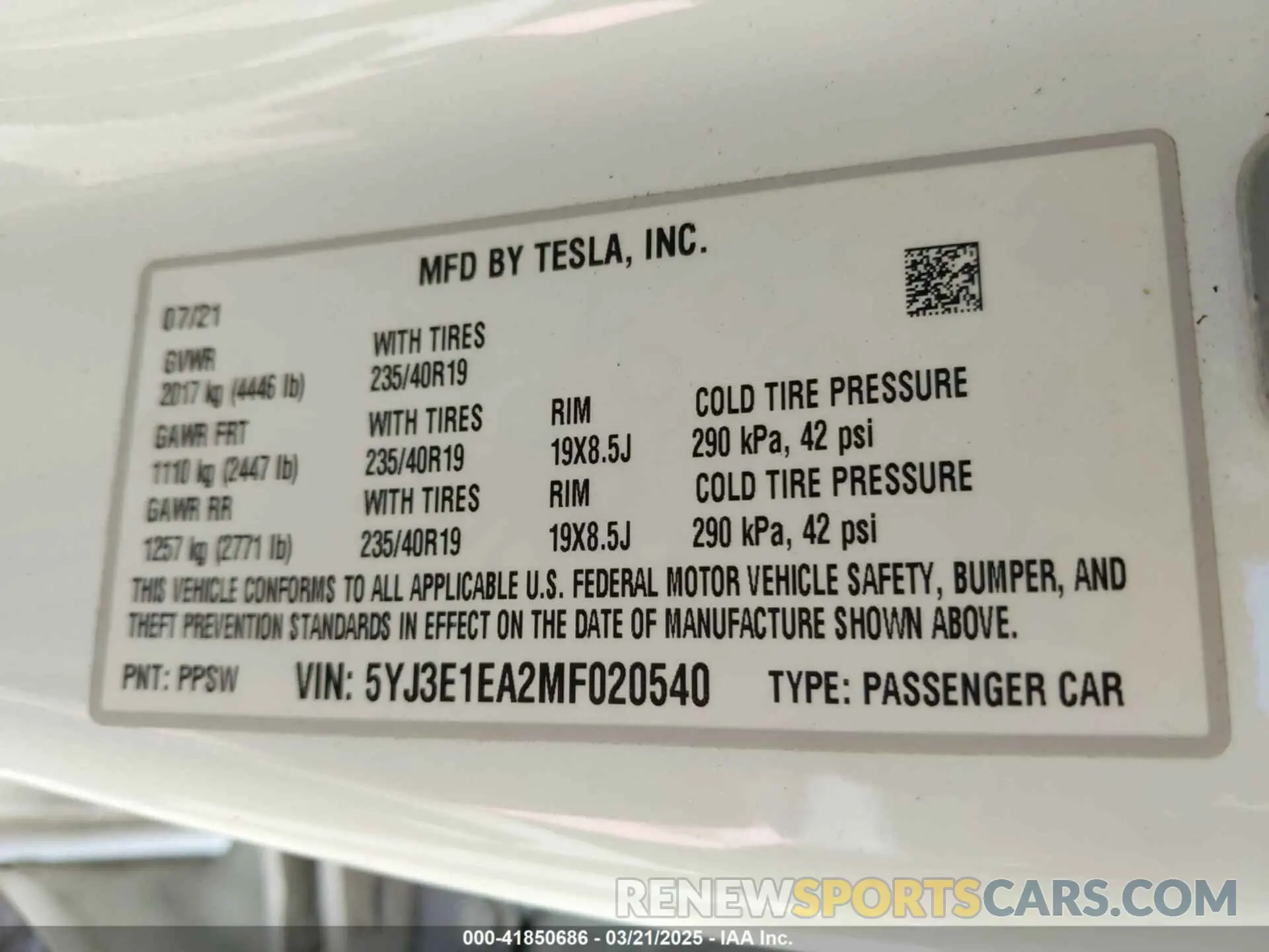 9 Photograph of a damaged car 5YJ3E1EA2MF020540 TESLA MODEL 3 2021