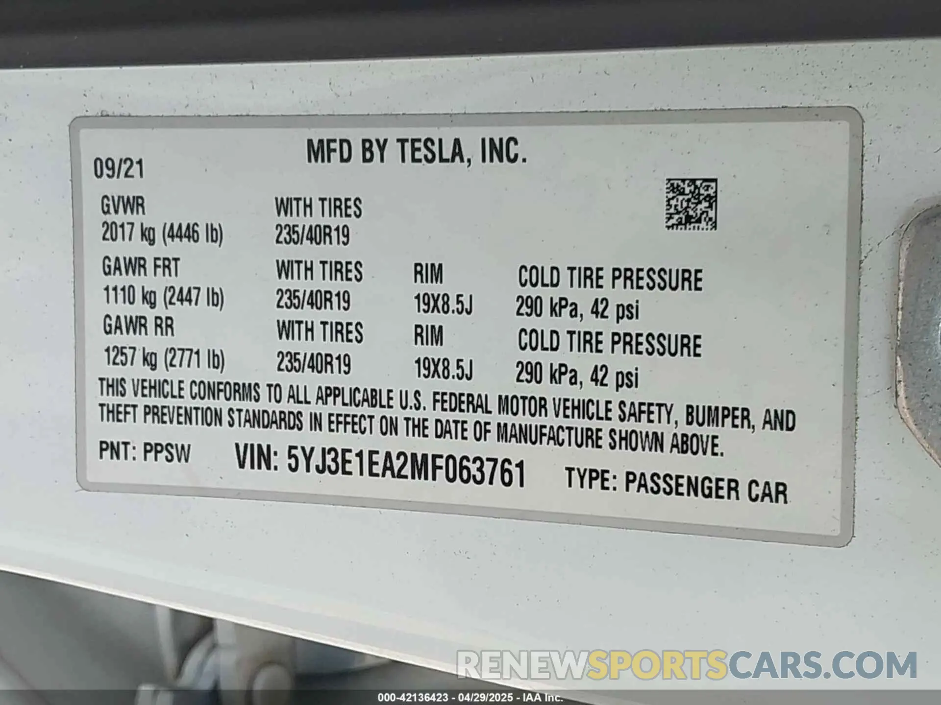 9 Photograph of a damaged car 5YJ3E1EA2MF063761 TESLA MODEL 3 2021