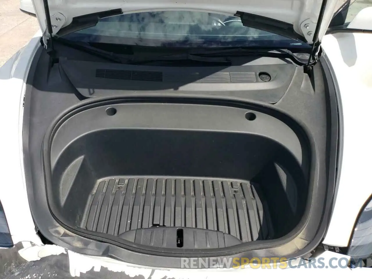11 Photograph of a damaged car 5YJ3E1EA2MF095500 TESLA MODEL 3 2021